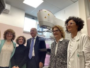 Un momento della inaugurazione con Assessore Serfilippi e Nadia Storti